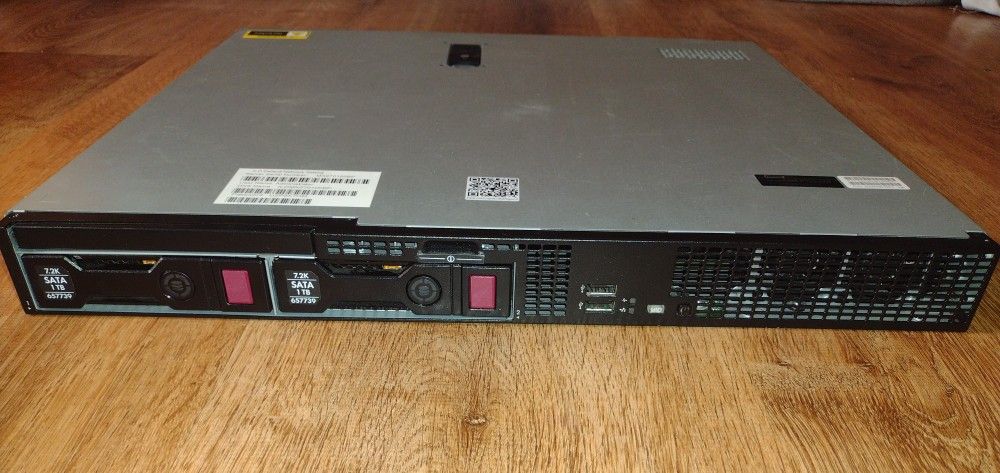 Hewlett Packard ProLiant DL360 G5 Server