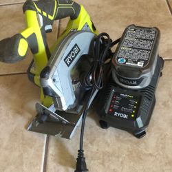 Maquina Para Cortar Madera , Marca Ryobi 