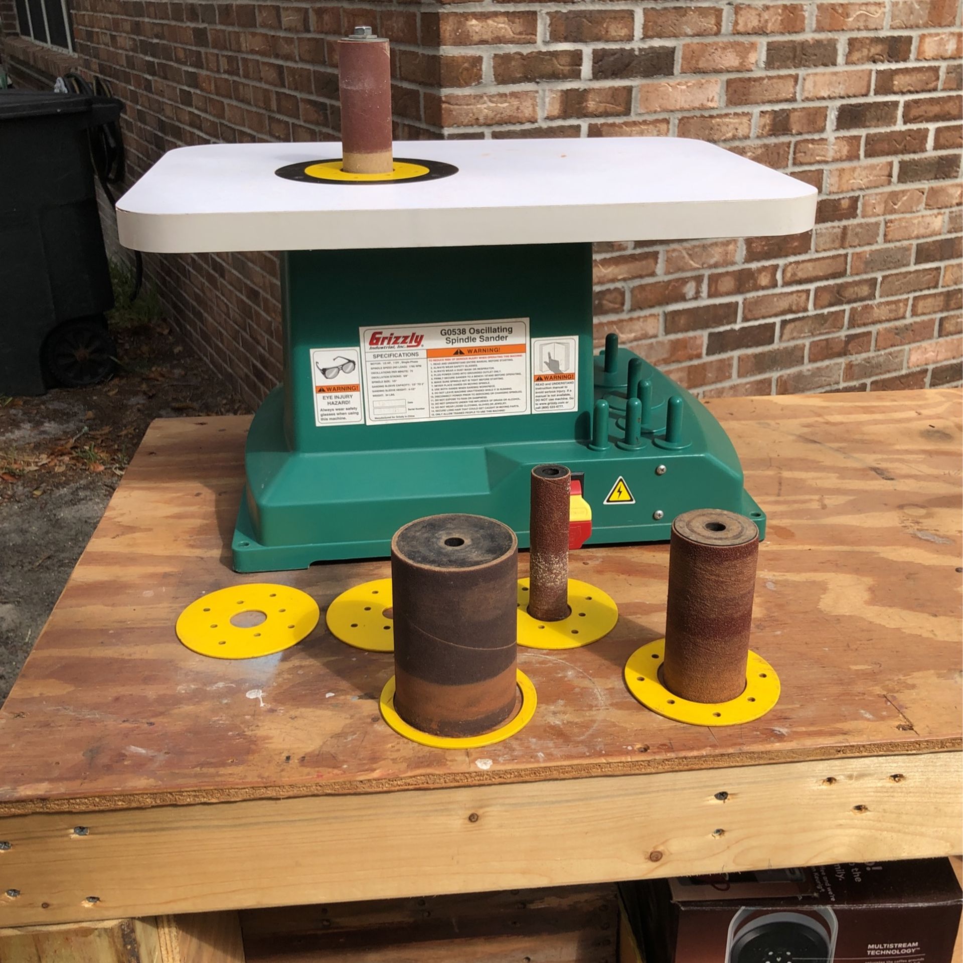 Grizzly Bench Top Sander GO538