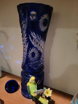 Large crystal  cobult blue carved vase perfect  heavy large