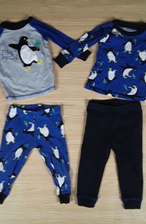 5 Piece Penguin Pajama Set size 12 mo.