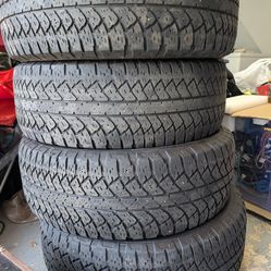 Bridgestone Dueler A/T P265/65R18