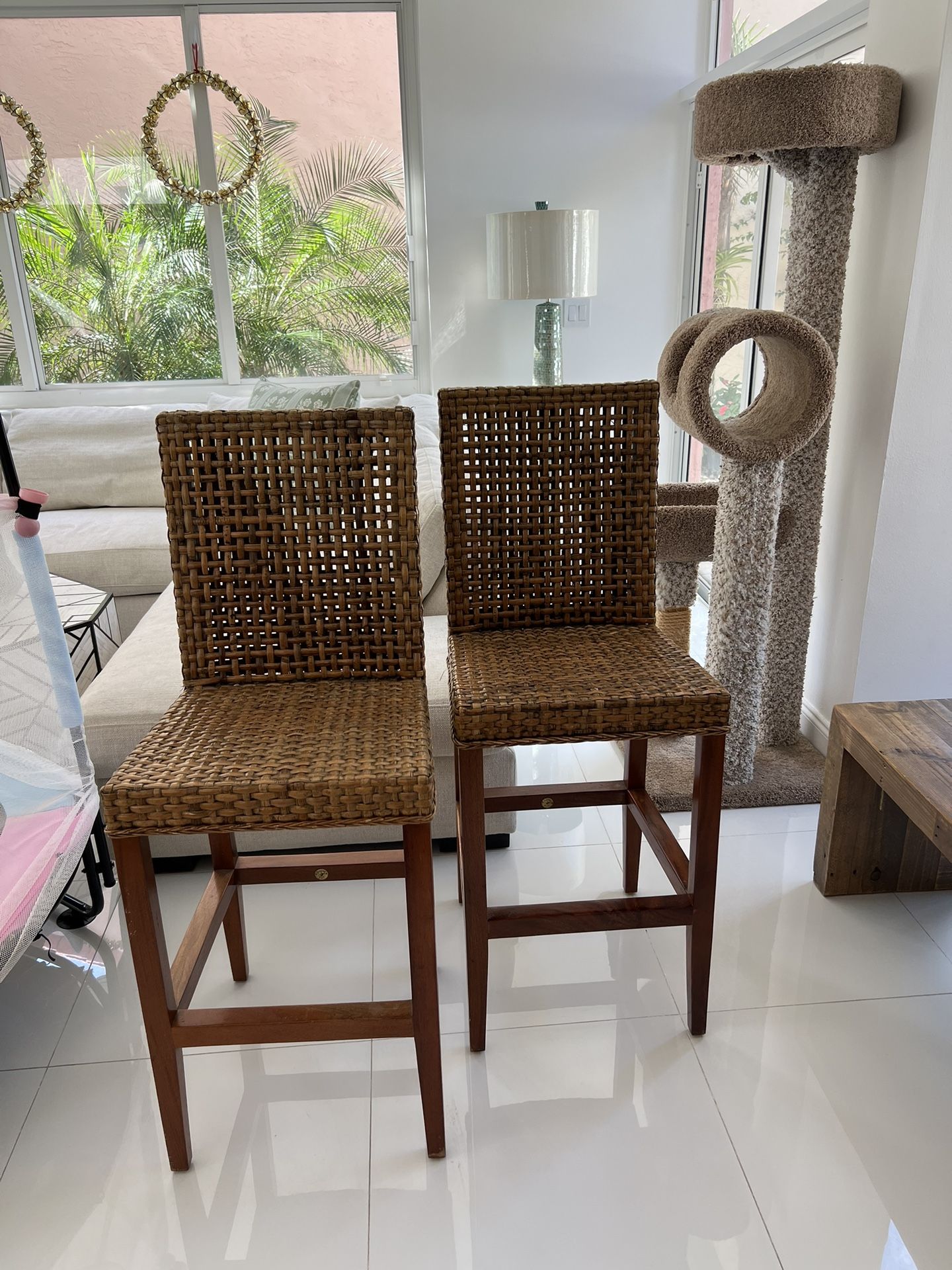 Pelican Reef Brown Rattan Wood High Quality Bar Stools Set Of 4