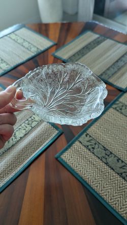 Vintage Indiana Glass Pebble Leaf Clear Pressed Glass Dish
