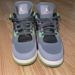 Air Jordan 4 “Green Glow” Sz 7Y