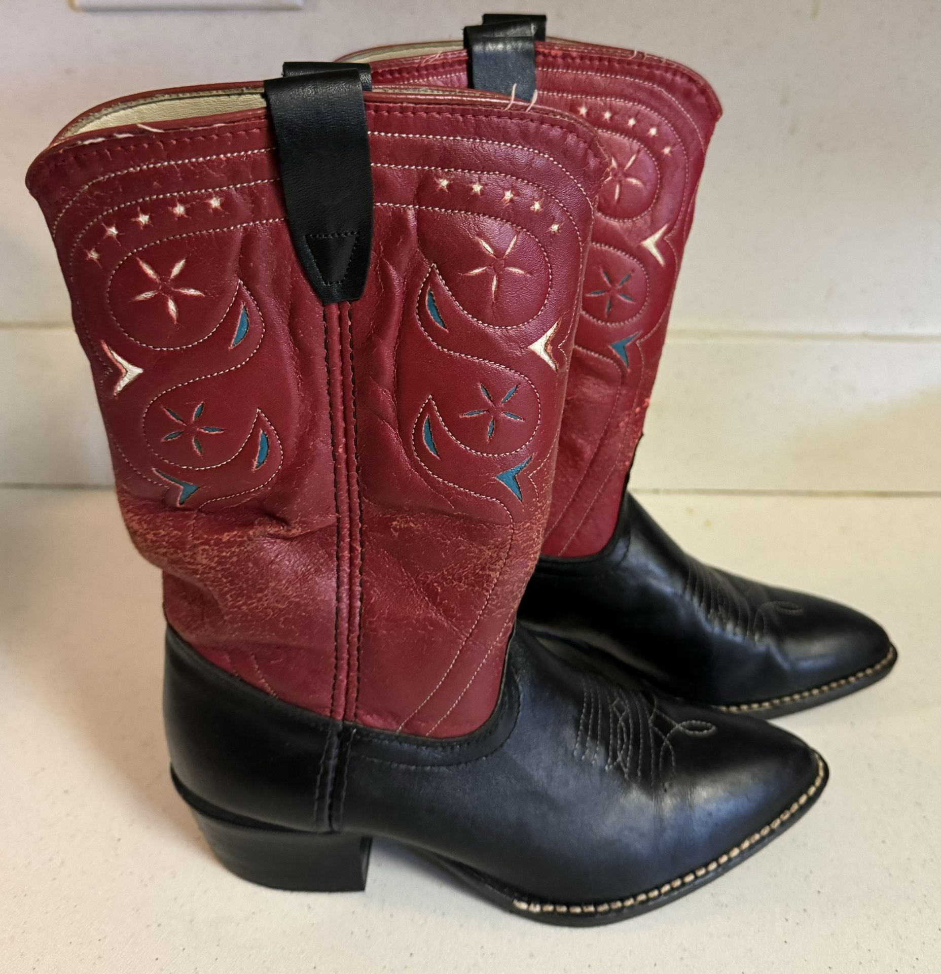 Laredo Western Boots Women’s Red & Black US 4 1/2 D