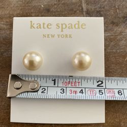 Kate Spade classic pearl imitation stud earrings. 