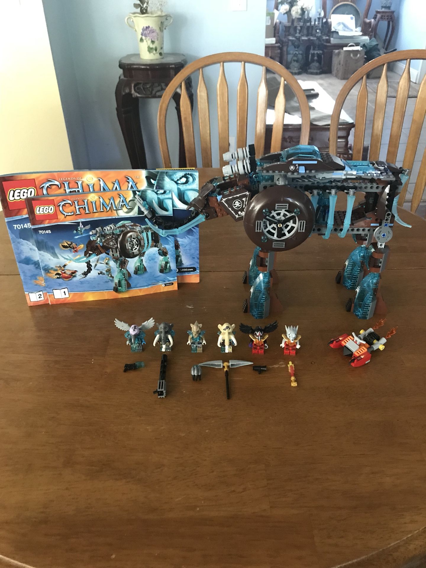 Legends Of Chima LEGO Set 70145: Maula’s Ice Mammoth Stomper
