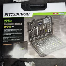 PITTSBURGH Mechanics Tool Set, 225-Piece