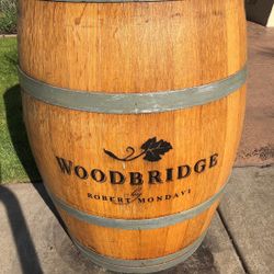 Whole wine barrels
