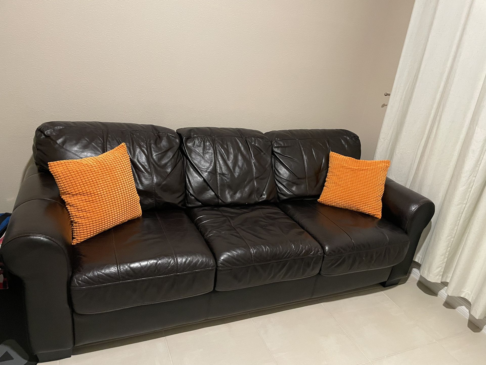 QUEEN LEATHER SOFA BED!