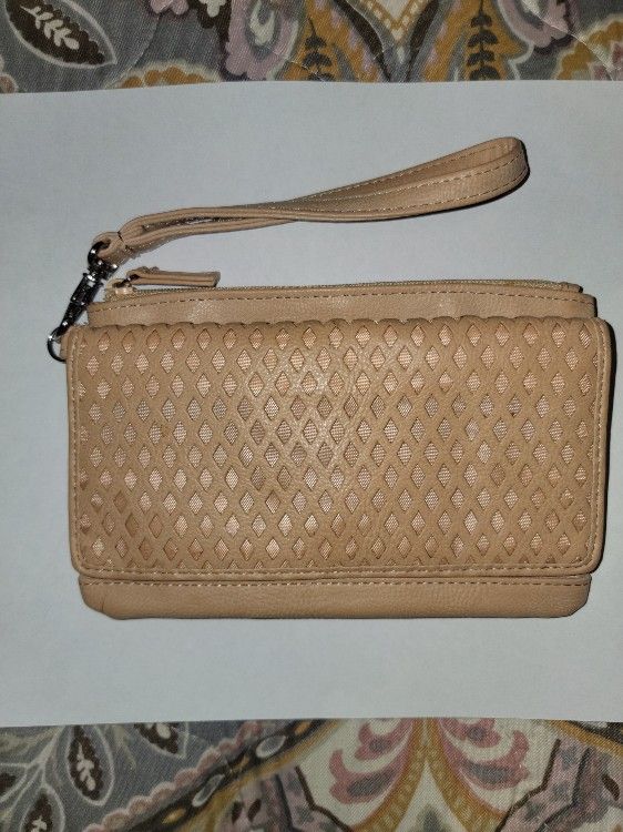 Beige/Tan Clutch/Wristlet