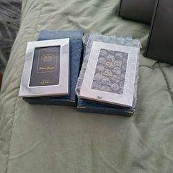 LaVie Photo Frame  Silver Tone