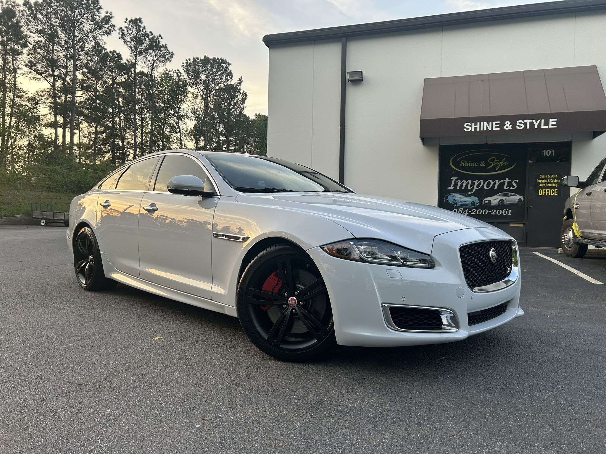 2016 Jaguar XJ-Series