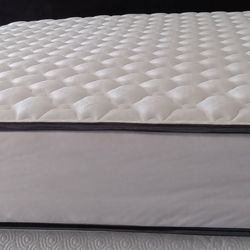 Full Size Mattress (Colchón Full Size)