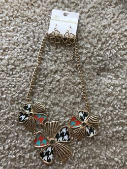 Necklace Set