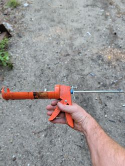 Workforce 9 Inch Dripless Caulk Gun