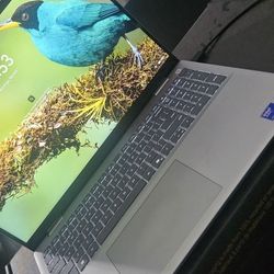 Dell Touchscreen 2 In 1