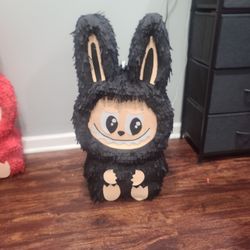 Labubu Piñata