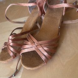 Elegant Shoes For Ladies