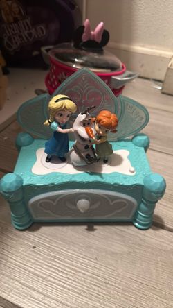 Frozen music box
