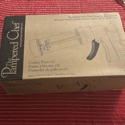ThePampered Chef Cookie Press