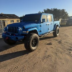 2021 Jeep Gladiator 