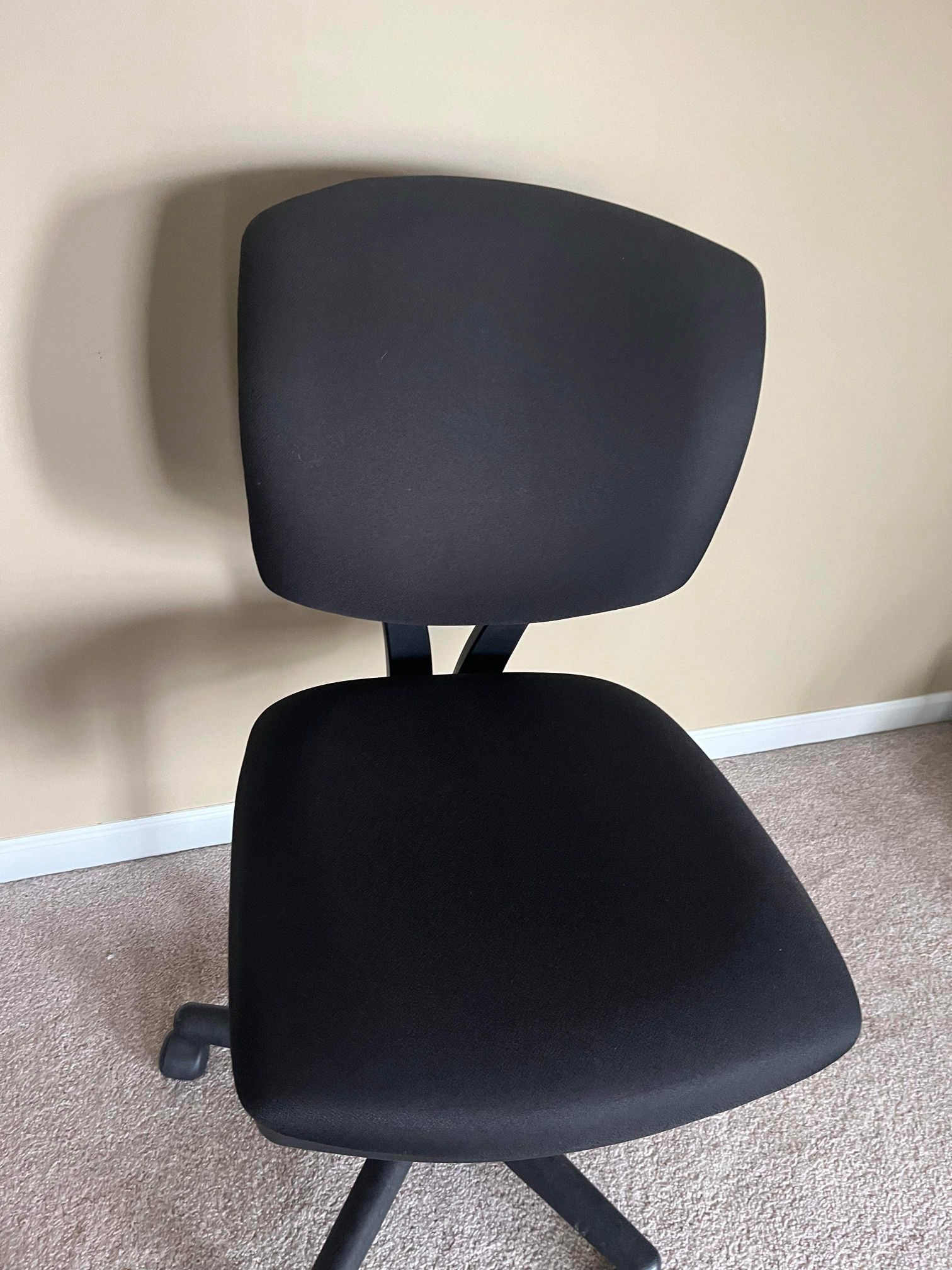 Office Chair Like New 