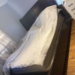 King bed frame