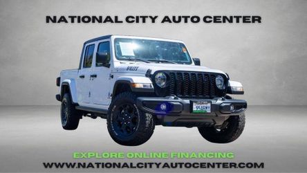 2023 Jeep Gladiator