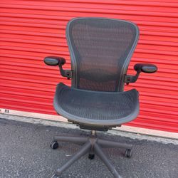 Herman Miller Office Chair Aeron C Fully Loaded 