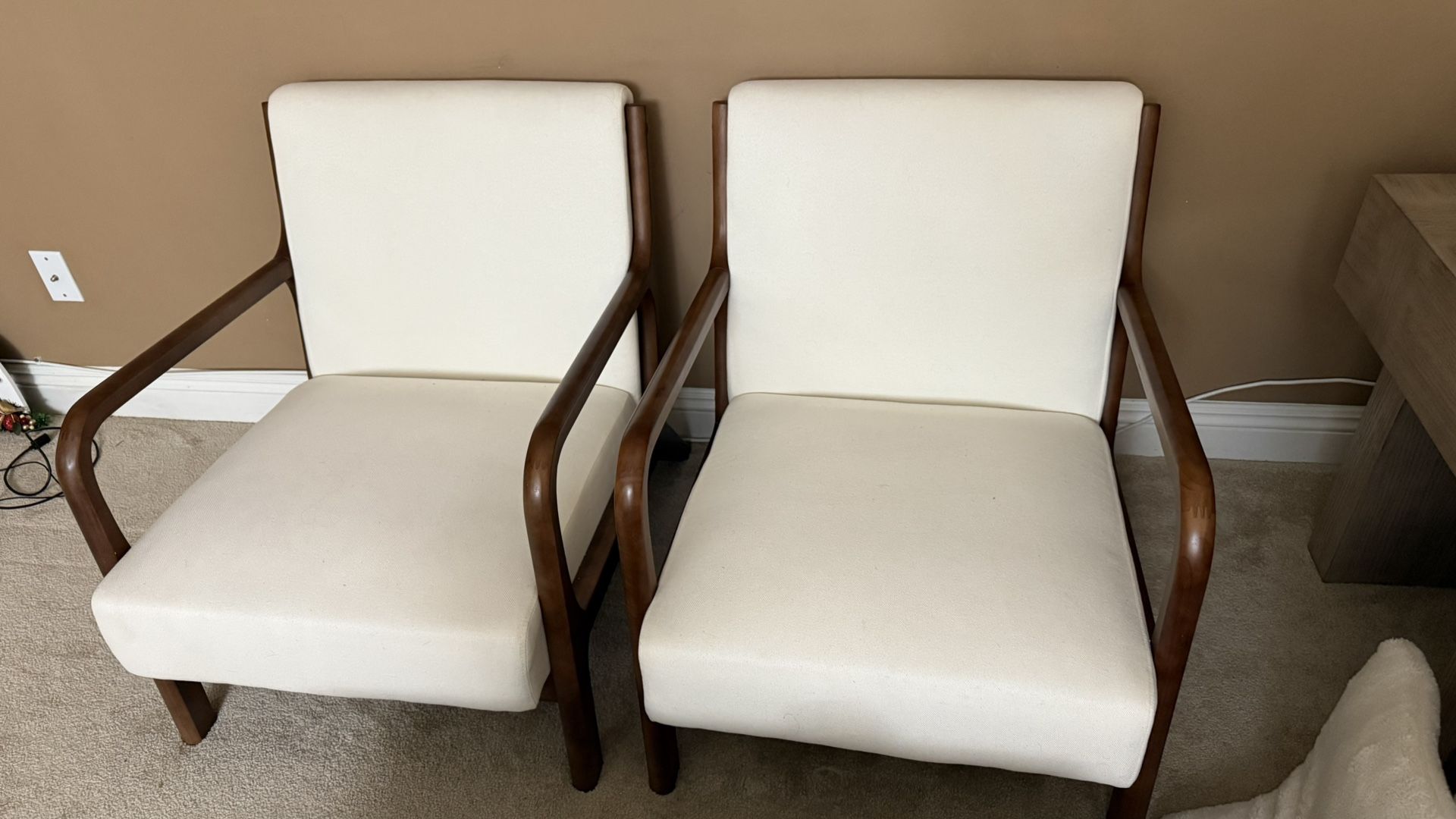 Accent Chairs (set of 2)
