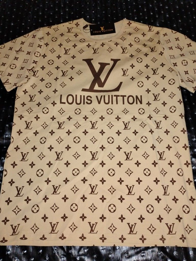 AUTHENTIC TSHIRT!