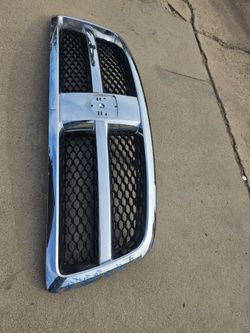 Dodge ram 1500 grille oem