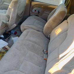 98 suburban seats parts