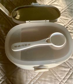 Formula container