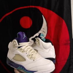 Jordan Grape 5s
