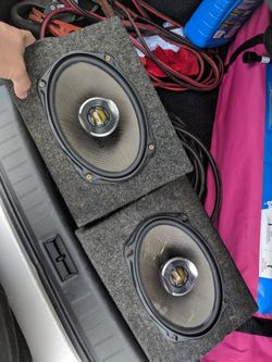 2 6×9s with enclosed box