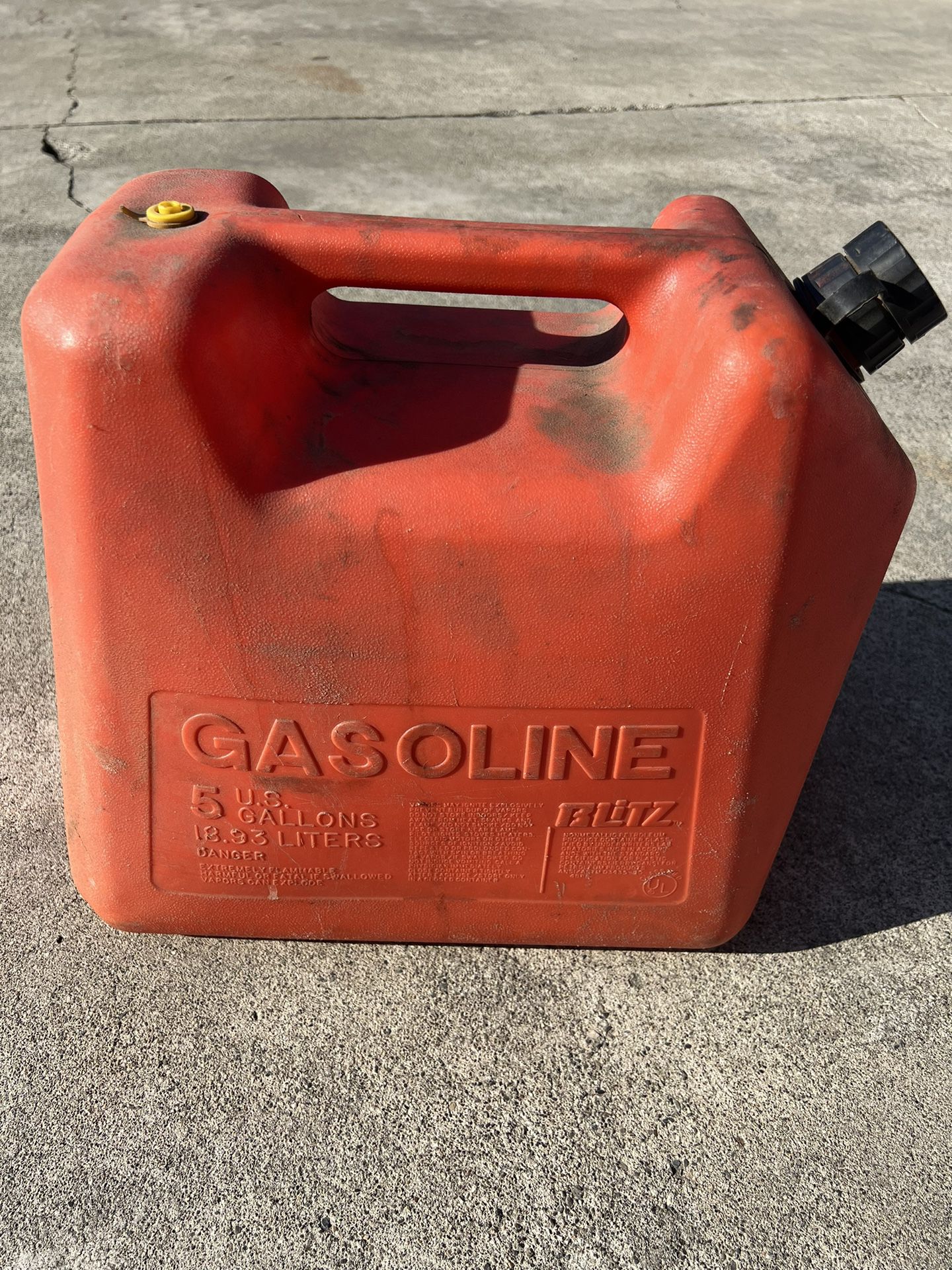 Blitz 5 Gallon Gas Can