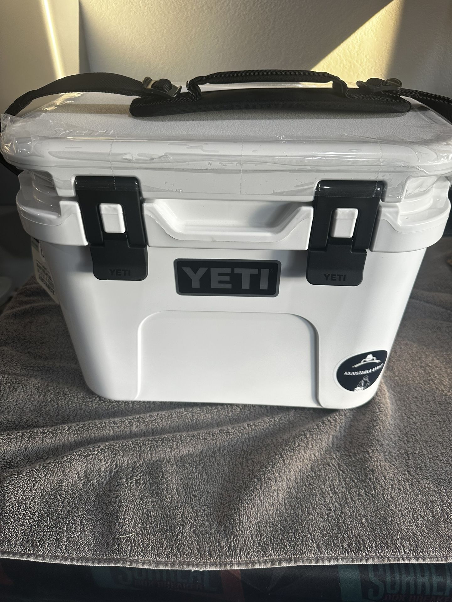 YETI Roadie 15 Cooler