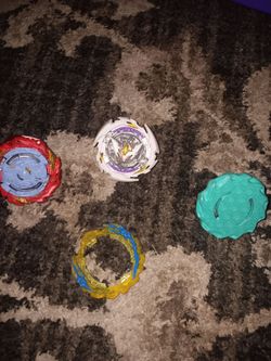 Beyblade burst triple beys
