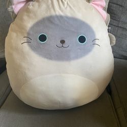 Giant Squishmallow