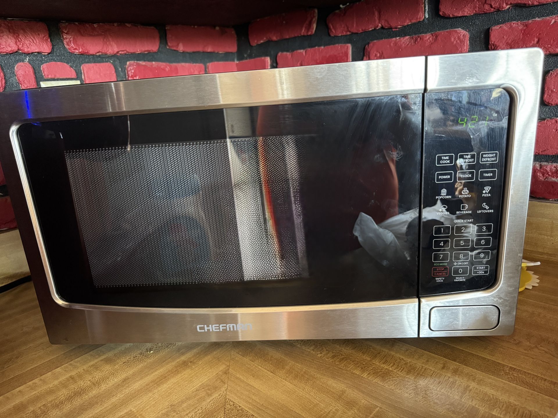 Used Chefman Microwave