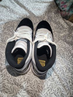 Air Jordan 11 retro gratitude