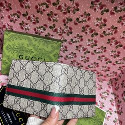 Gucci Wallet 