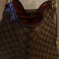 Louis Vuitton Women’s Bag