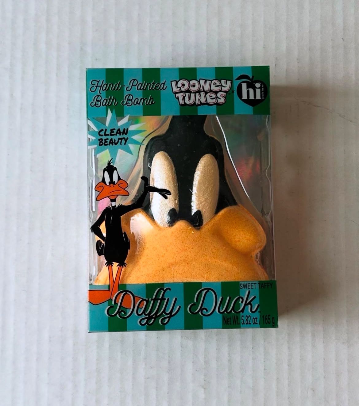 Hi Peach Layne X Looney Tunes Daffy Duck Hand-Painted Bath Bomb