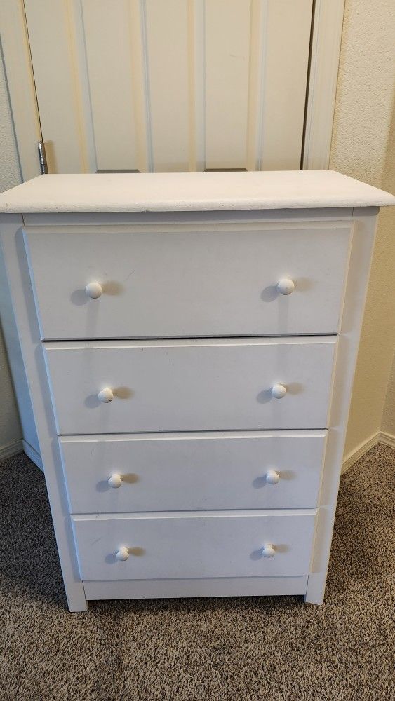 White Dresser Cabinet For Clothes