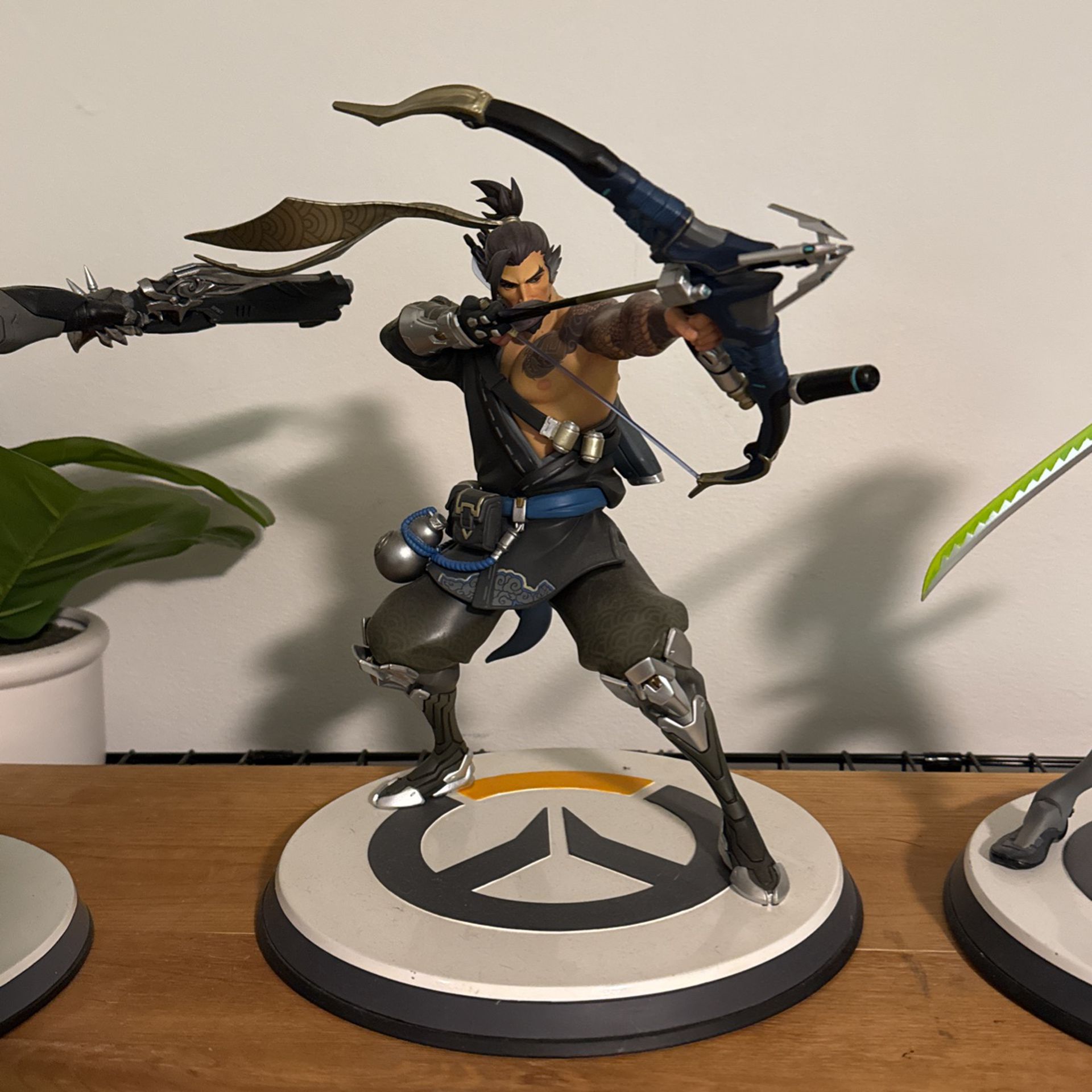 Overwatch Statues 