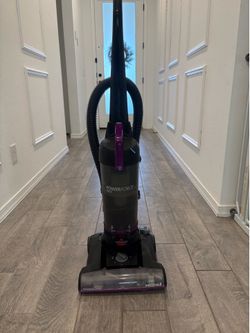 Bissell PowerForce Helix Vacuum – no attachments